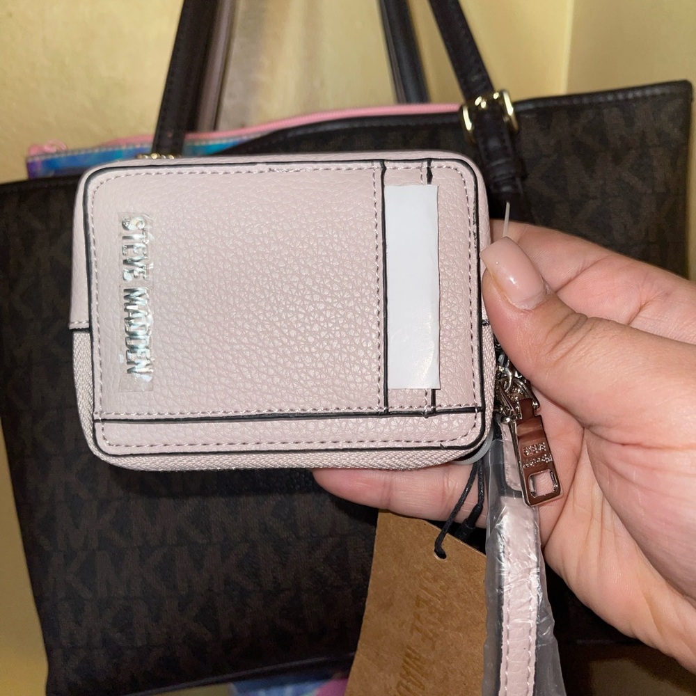 Steve Madden Light Pink Card Holder